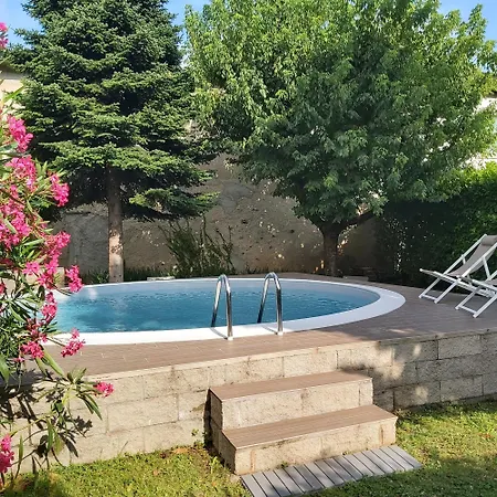 Corte Martinola In Franciacorta Bed & Breakfast 3*